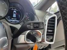 Porsche Cayenne 4.2 TD V8 S SUV 5dr Diesel TiptronicS 4WD Euro 5 ( SUV 4.2 Automatic Diesel - U14612