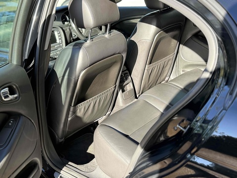 4.2 V8 R Saloon 4dr Petrol Automatic (314 g/km, 400 bhp)