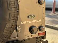 Land Rover Defender 90 Landmark 