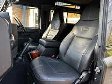 Land Rover Defender 90 Landmark 