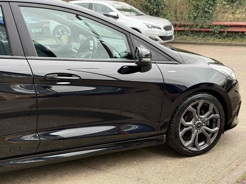 1.0T EcoBoost ST-Line Hatchback 5dr Petrol Manual Euro 6 (s/s) (140 ps)