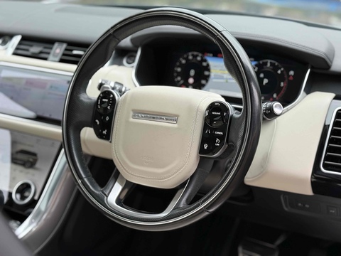 4.4 SD V8 Autobiography Dynamic SUV 5dr Diesel Auto 4WD Euro 6 (s/s) (339 ps)