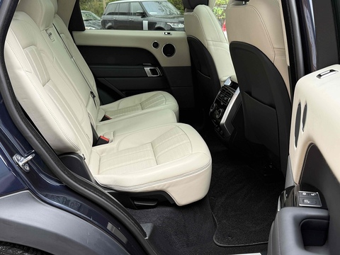 4.4 SD V8 Autobiography Dynamic SUV 5dr Diesel Auto 4WD Euro 6 (s/s) (339 ps)