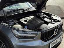 Volvo XC40 D3 R-Design 
