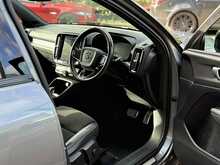 Volvo XC40 D3 R-Design 