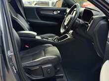 Volvo XC40 D3 R-Design 