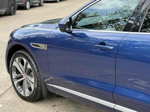 3.0 P400 MHEV R-Dynamic HSE SUV 5dr Petrol Auto AWD Euro 6 (s/s) (400 ps)