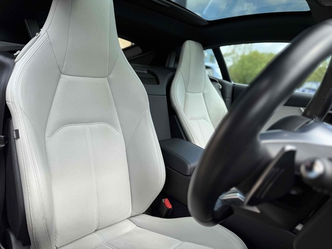 3.0 V6 R-Dynamic Coupe 2dr Petrol Auto Euro 6 (s/s) (380 ps)