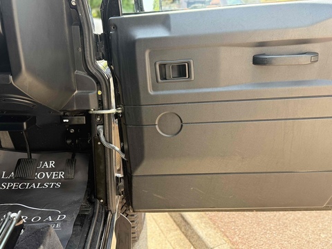 2.2 TDCi XS SUV Double Cab 5dr Diesel Manual 4WD MWB Euro 5 (122 ps)