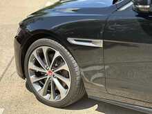 Jaguar XE P300i R-Dynamic HSE 