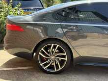 Jaguar XF V6 S 
