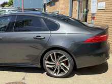 Jaguar XF V6 S 