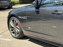 Jaguar XF V6 S 