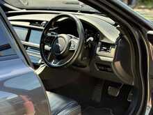 Jaguar XF V6 S 