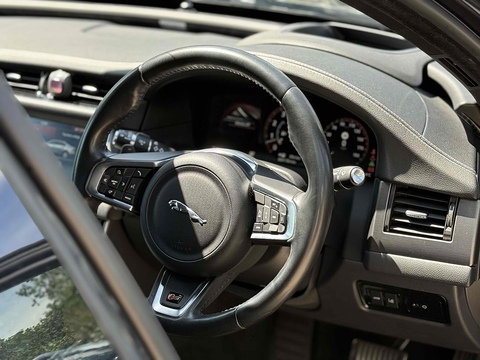 3.0 V6 S Saloon 4dr Petrol Auto Euro 6 (s/s) (380 ps)