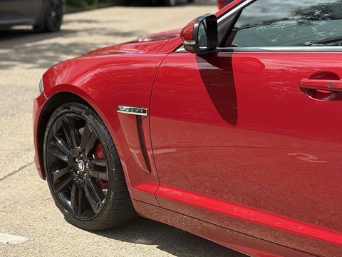 5.0 V8 XFR Saloon 4dr Petrol Auto Euro 5 (s/s) (510 ps)