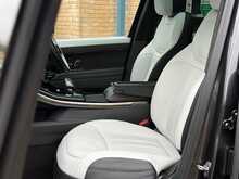 Land Rover Range Rover Sport D350 MHEV Autobiography 
