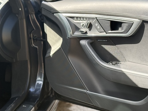 3.0 V6 R-Dynamic Coupe 2dr Petrol Auto Euro 6 (s/s) (340 ps)