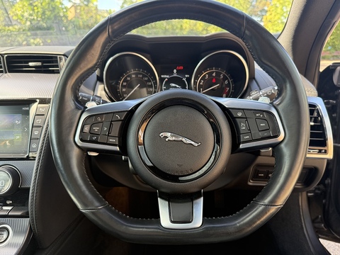 3.0 V6 R-Dynamic Coupe 2dr Petrol Auto Euro 6 (s/s) (340 ps)