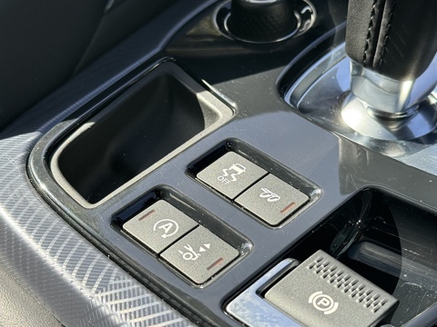 3.0 V6 R-Dynamic Coupe 2dr Petrol Auto Euro 6 (s/s) (340 ps)