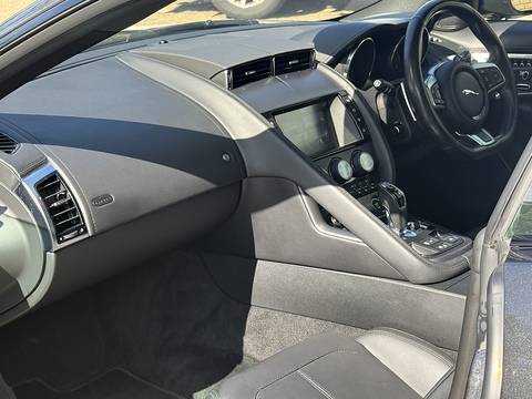 3.0 V6 R-Dynamic Coupe 2dr Petrol Auto Euro 6 (s/s) (340 ps)