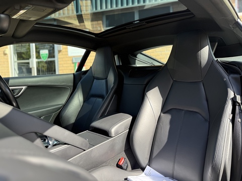 3.0 V6 R-Dynamic Coupe 2dr Petrol Auto Euro 6 (s/s) (340 ps)