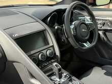 Jaguar F-Type V8 R 