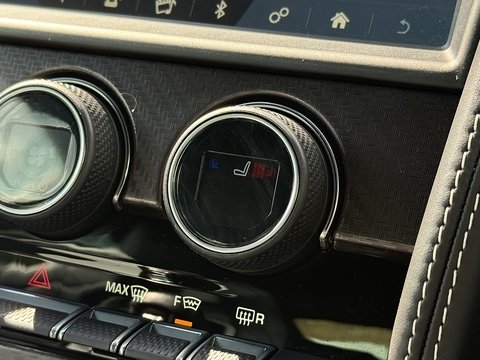 5.0 V8 R Coupe 2dr Petrol Auto AWD Euro 6 (s/s) (550 ps)