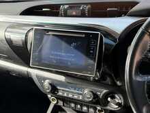 Toyota Hilux D-4D Invincible 