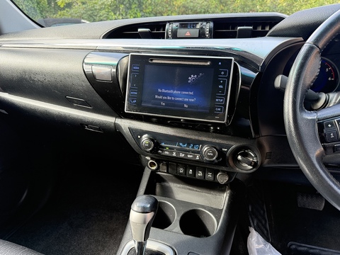 2.4 D-4D Invincible Pickup Double Cab 4dr Diesel Auto 4WD Euro 6 (s/s) (TSS) (150 ps)