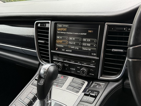 3.0 V6 E-Hybrid S Hatchback 5dr Petrol Plug-in Hybrid TiptronicS Euro 6 (s/s) (416 ps)