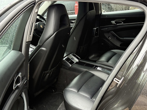 3.0 V6 E-Hybrid S Hatchback 5dr Petrol Plug-in Hybrid TiptronicS Euro 6 (s/s) (416 ps)