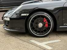 Porsche 911 997 Carrera 4 GTS 
