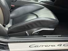 Porsche 911 997 Carrera 4 GTS 