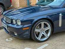 Jaguar XJR V8 