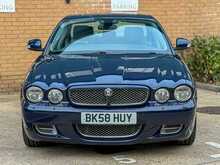 Jaguar XJR V8 