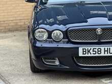 Jaguar XJR V8 