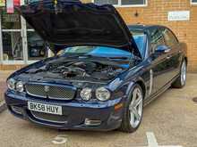 Jaguar XJR V8 