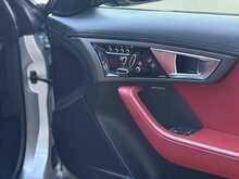 Jaguar F-Type V6 S 