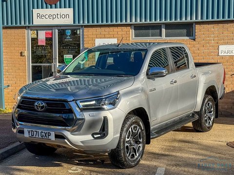 D-4D Invincible Pickup 2.8 Automatic Diesel