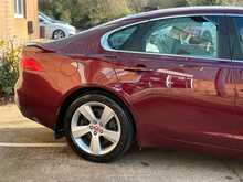 Jaguar XF d Portfolio 