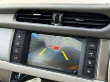 Jaguar XF d Portfolio 