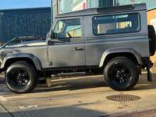 Land Rover Defender 90 TDCi XS 
