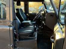 Land Rover Defender 110 TDCi XS 