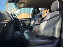 Toyota Land Cruiser D Invincible 