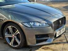 Jaguar XF d R-Sport 