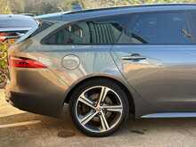 Jaguar XF d R-Sport 