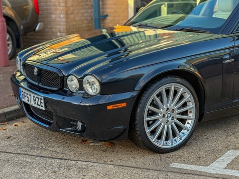 2.7 TD Sport Premium Saloon 4dr Diesel Automatic (214 g/km, 204 bhp)