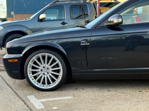 2.7 TD Sport Premium Saloon 4dr Diesel Automatic (214 g/km, 204 bhp)