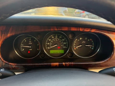 2.7 TD Sport Premium Saloon 4dr Diesel Automatic (214 g/km, 204 bhp)